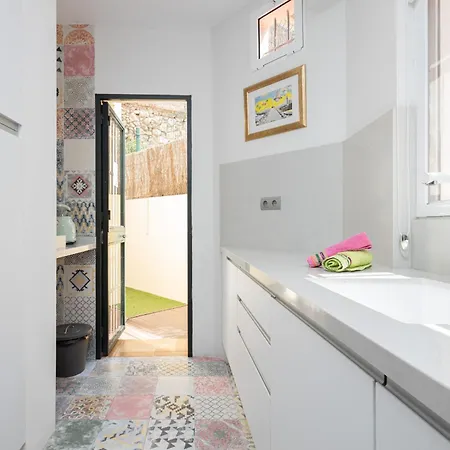 Appartamento C66 Lovely 2 Bdr With Terrace Close To The Málaga