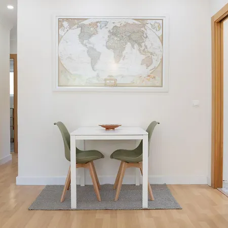 Apartment C66 Lovely 2 Bdr With Terrace Close To The *